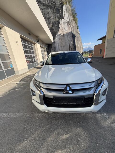 L 200 2,2 DI-D HP 4WD Doppelkabine Intense Mitsubishi L200