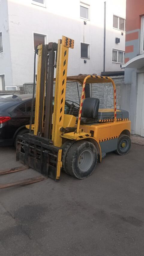 Hyster 5 t (Diesel) mit Seitenschieber