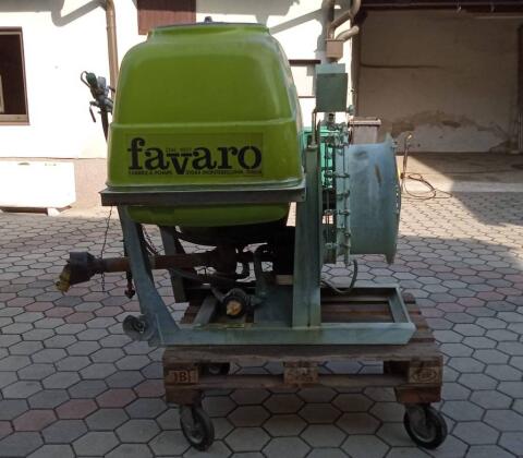 Gebläsespritze 500 l Favaro