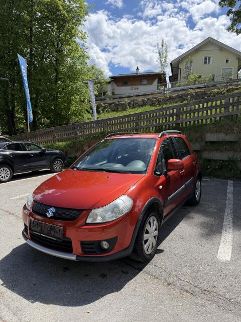 Suzuki SX4 4x4 1,6 GL SUV/Geländewagen