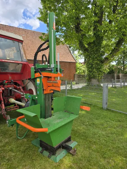 Posch HydroCombi 24 Holzspalter