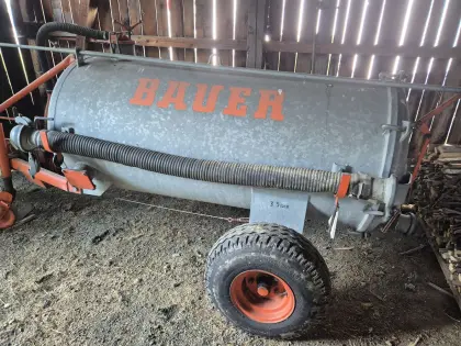 Güllefass Bauer