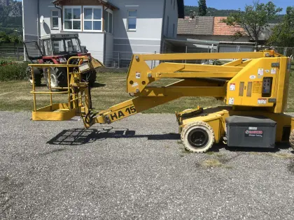 Hubsteiger, Hubgerüst, Arbeitsgerüst, Hubbühne, Haulotte HA 15