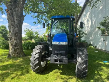 New Holland TD95D