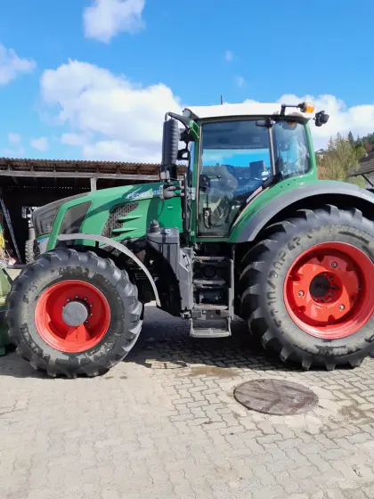 Fendt 828 Vario Profi Plus