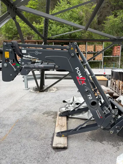 Hauer Frontlader POM LX 70