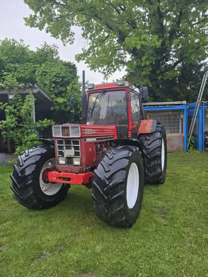 IHC 956 XL