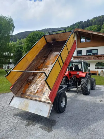 Dreiseitenkipper 5 t mit hydr. Heckklappe