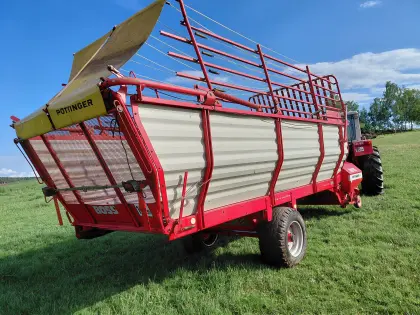 Pöttinger Ladewagen Boss II