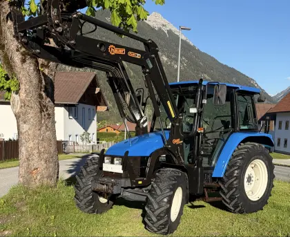 New Holland Traktor TL 70 Turbo