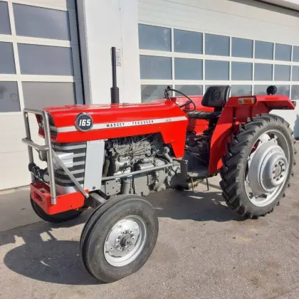 Massey Ferguson 165