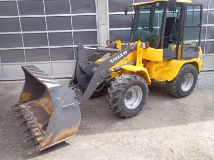 Radlader VOLVO L 35 B