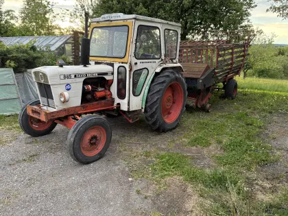 Landmaschinen David Brown 885