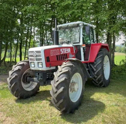 Steyr 8110 SK2