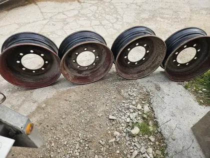 Anhängerfelgen für 10R22,5