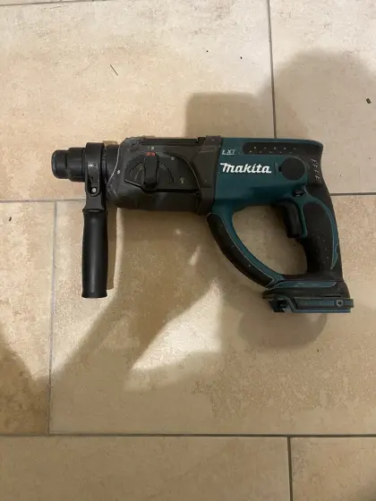 Makita BHR 202 Schlagbohrmaschine