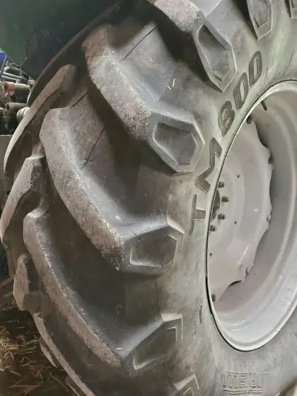 Traktorreifen 600/65 R34