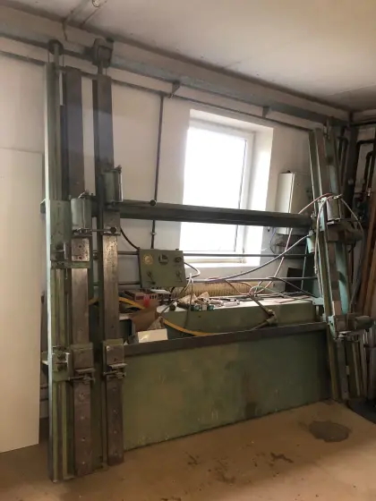 Rahmenpresse Pneumatisch