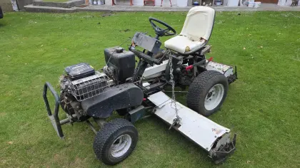Spindelmäher Traktor