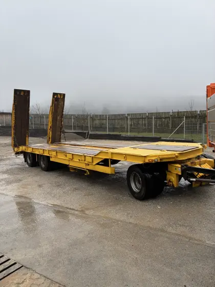 Tieflader Schwarzmüller TÜ30