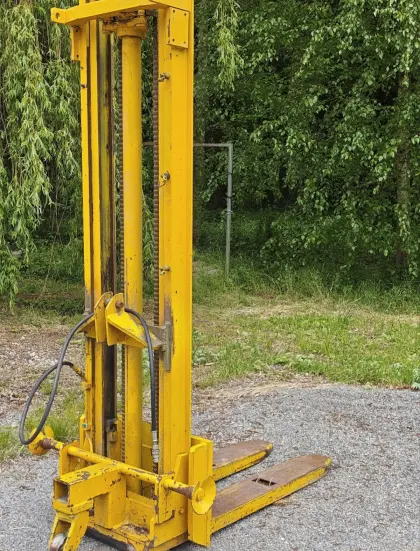 Hubmast, Hubgerüst, Staplermast, Heckstapler für Schlepper