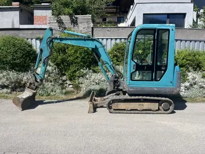 Takeuchi TB125 Bagger 2,5 Tonnen Powertilt