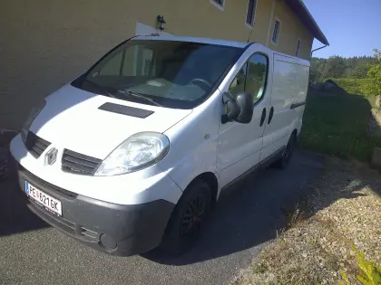 Renault Trafic L1H1 2,9 t 2,0 dCi DPF Transporter/Kastenwagen