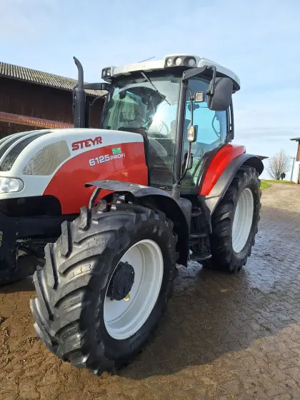 Steyr Profi 6125 zu verkaufen