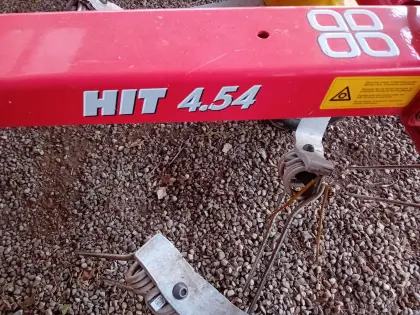 Pöttinger HIT 4.54 Kreiselheuer