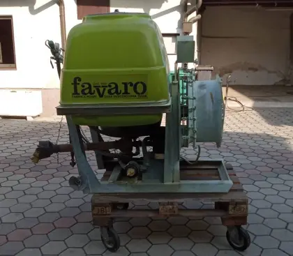 Gebläsespritze 500 l Favaro