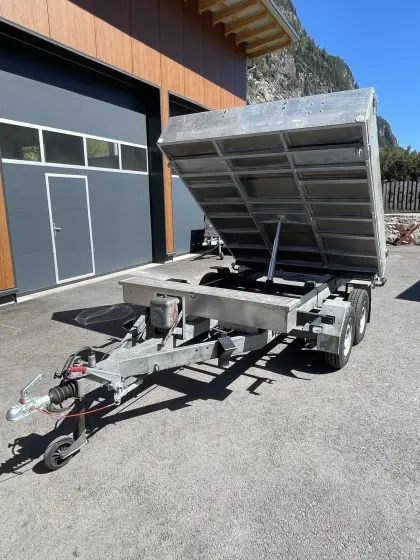 Verkaufe Tandem-Pkw-Anhänger, Kipper, Tiertransporter