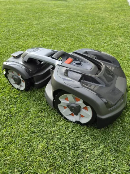 Husqvarna Automower 435X AWD Allrad