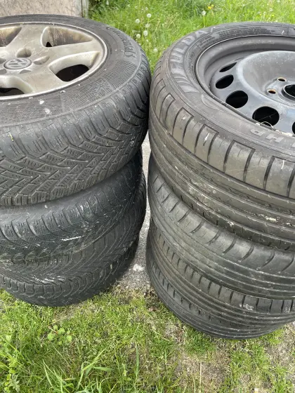 Reifen mit Felgen, 2x4 Stk., pro Satz € 50,-