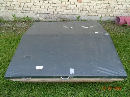 Sandkiste mit Deckel
