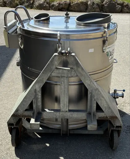 Milchtank 850 l mit Kühler Westfalia WET 200