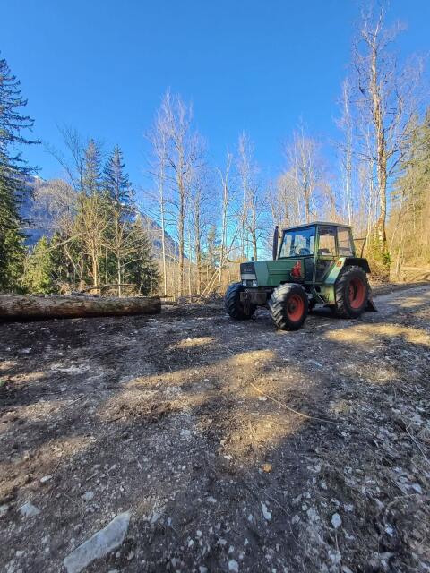 Fendt 305