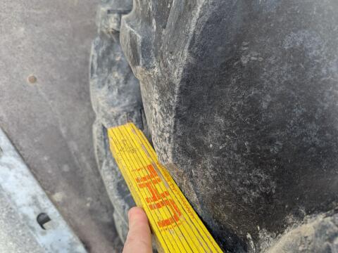 Pflegereifen 270/95 R48 und 270/95 R32 New Holland T6