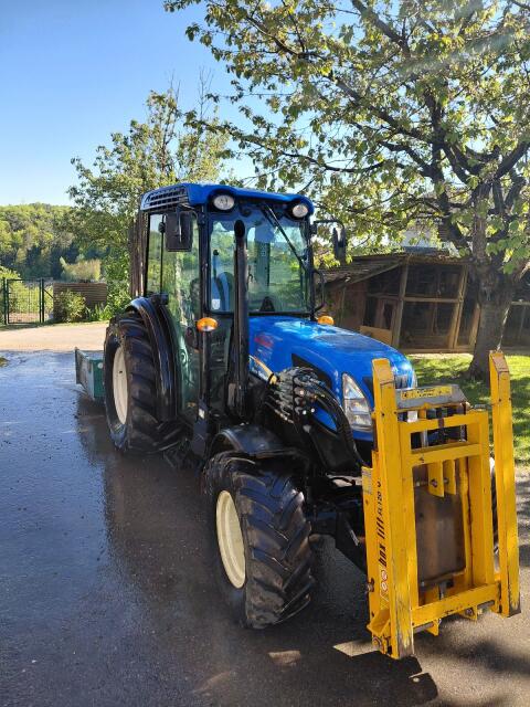 Schmalspurtraktor zu verkaufen