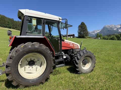 Steyr 975