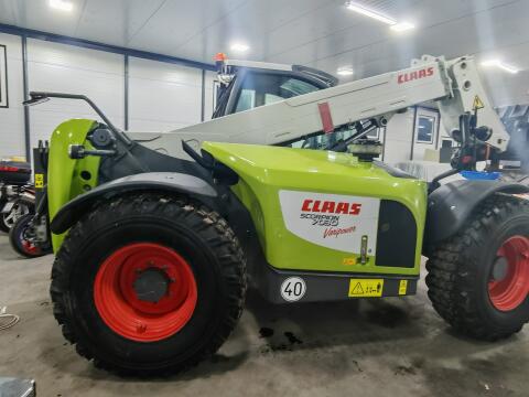 Claas Scorpion 7030