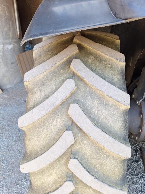 Traktorreifen Goodyear 420/65-24