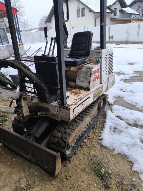 Minibagger Bobcat X220