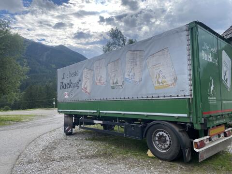 Planenaufbau Schwarzmüller LKW-Anhänger