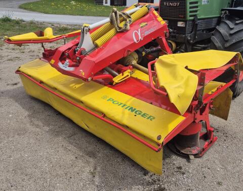 Pöttinger 306 Alpha Motion Novacat Frontmähwerk
