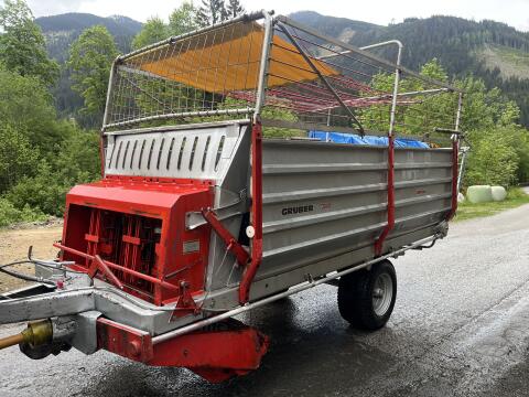 Gruber Ladewagen LH 1023