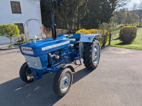 Ford 3000