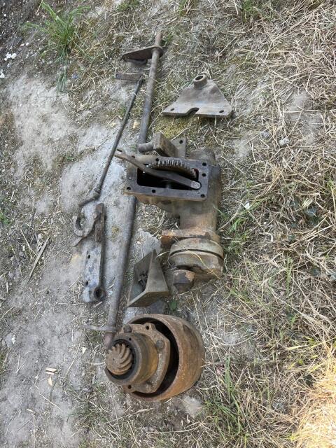Mähbalkenabtrieb und Riemenscheibe Steyr 180 T