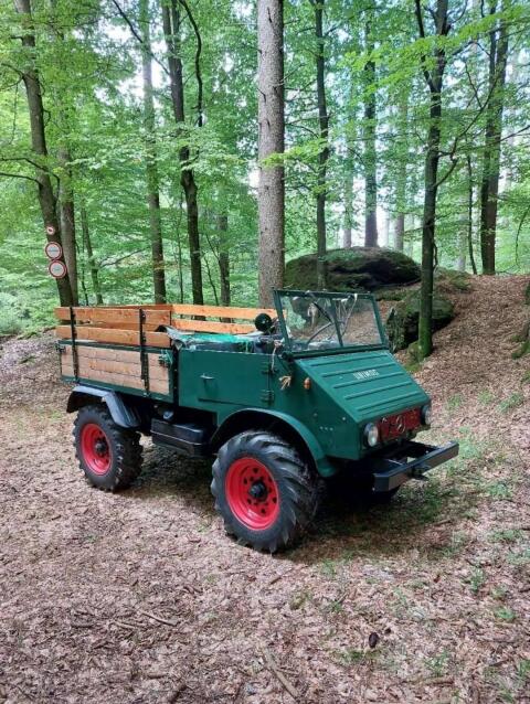 UNIMOG 411 Cabrio UNIMOG 411
