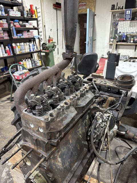 Suche diverse Teile Steyr 80er Serie