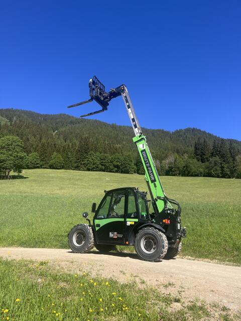 Deutz-Fahr, JLG Agro Vector 25.5